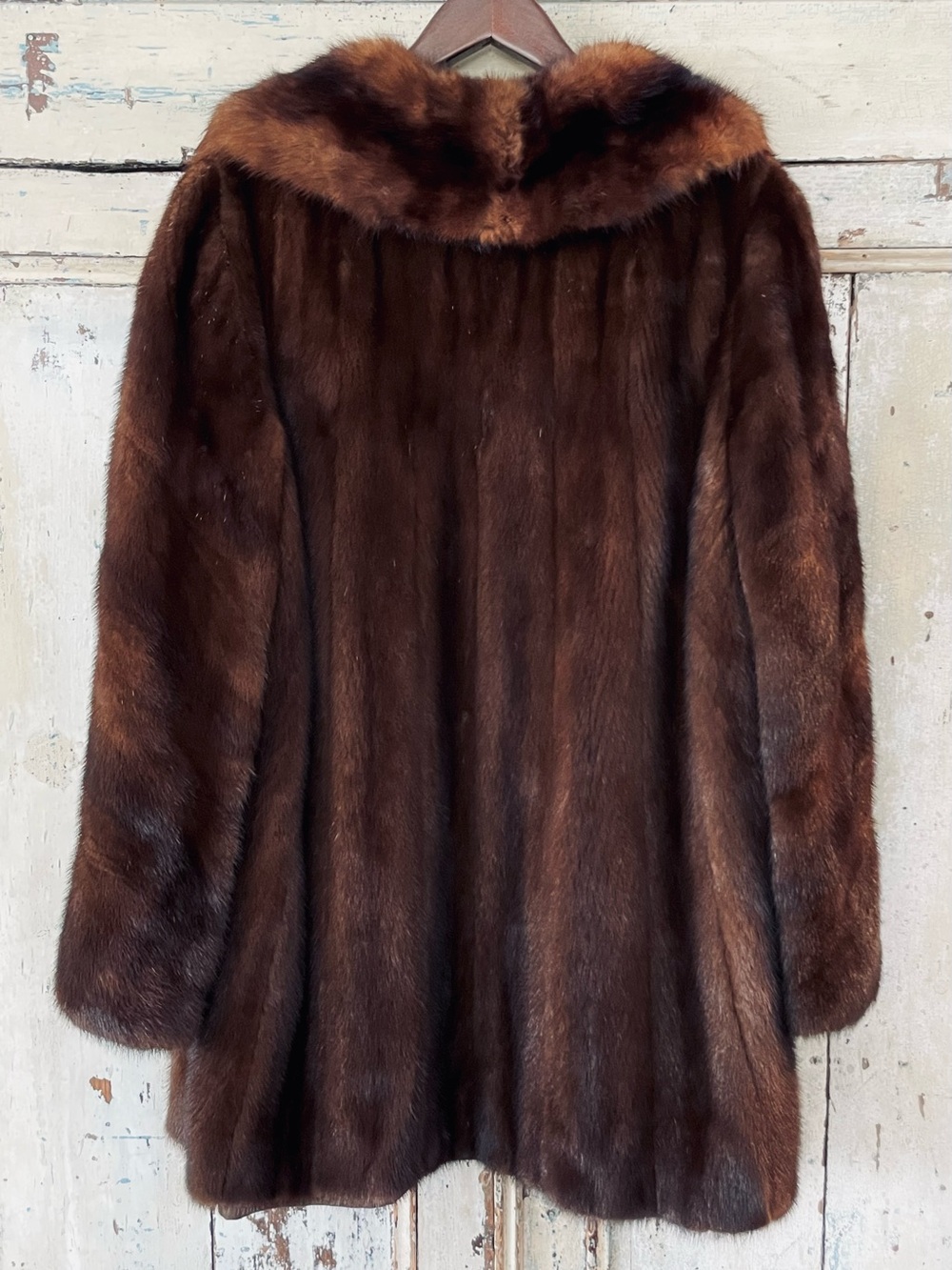 Real Mink Fur Coat – Vintage Luxury + Holt Renfrew Garment Bag - Picture 2 of 8